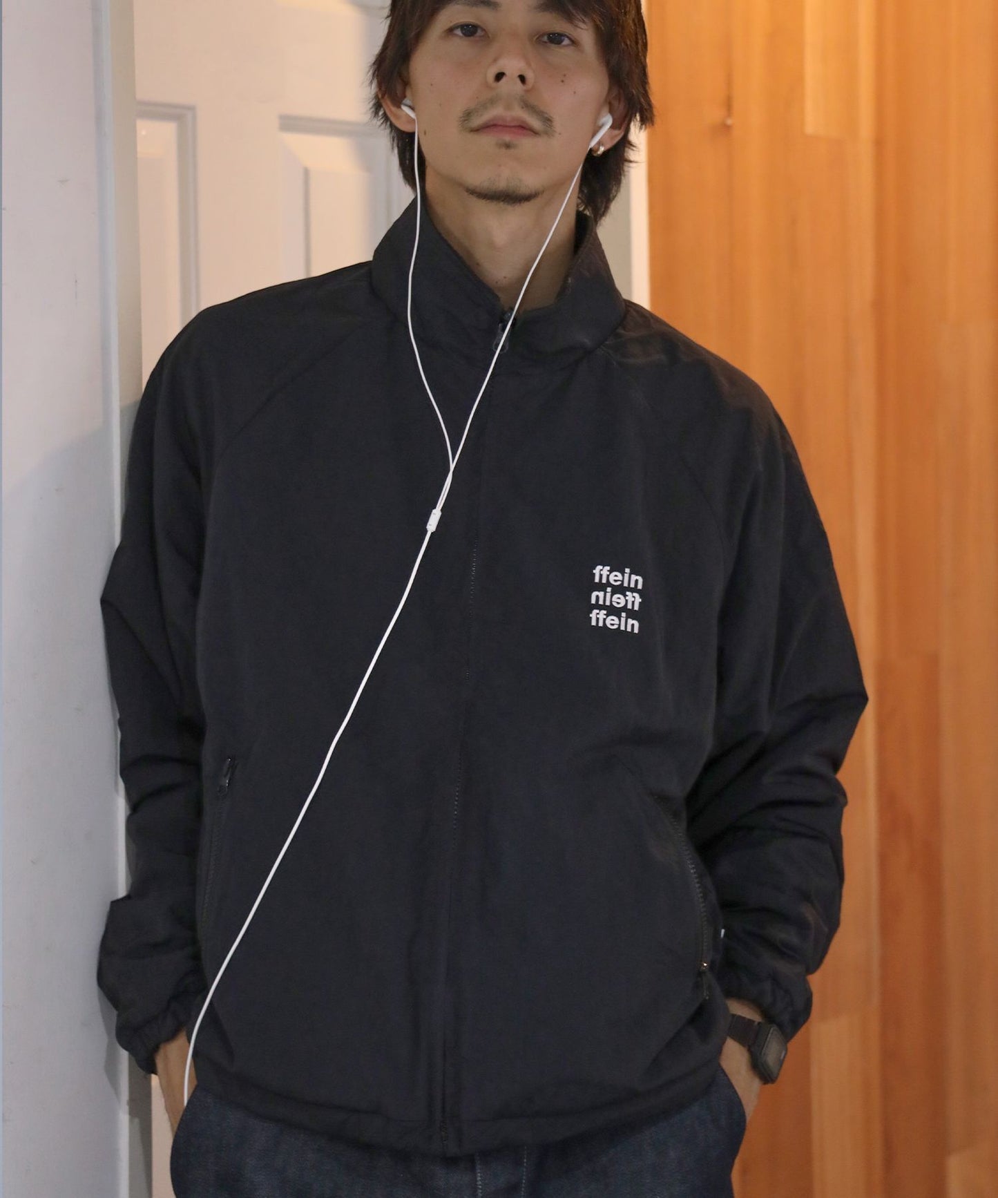 モデル：H178Size:Ｌ ブラック(表)