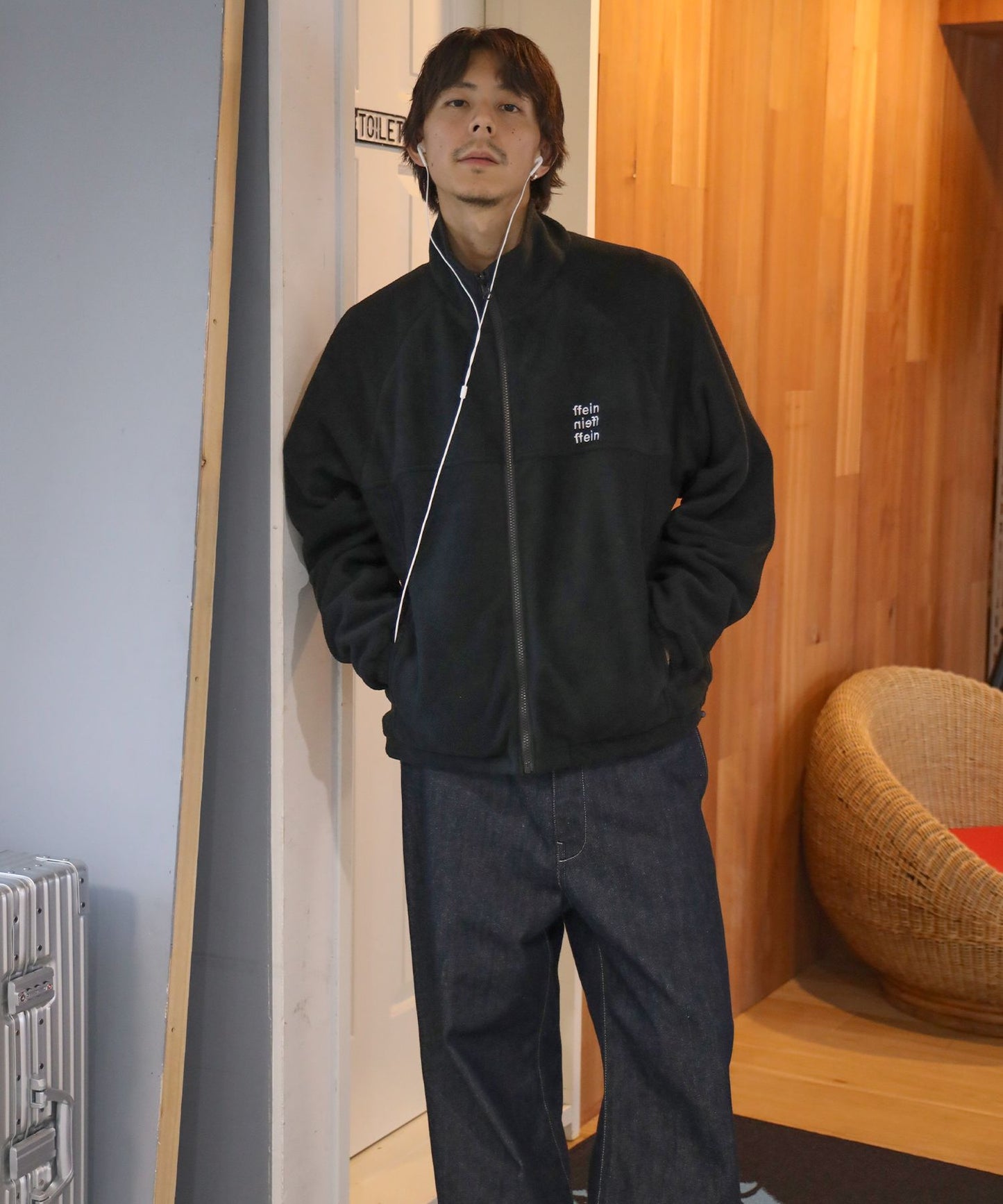 モデル：H178Size:Ｌ ブラック(裏)