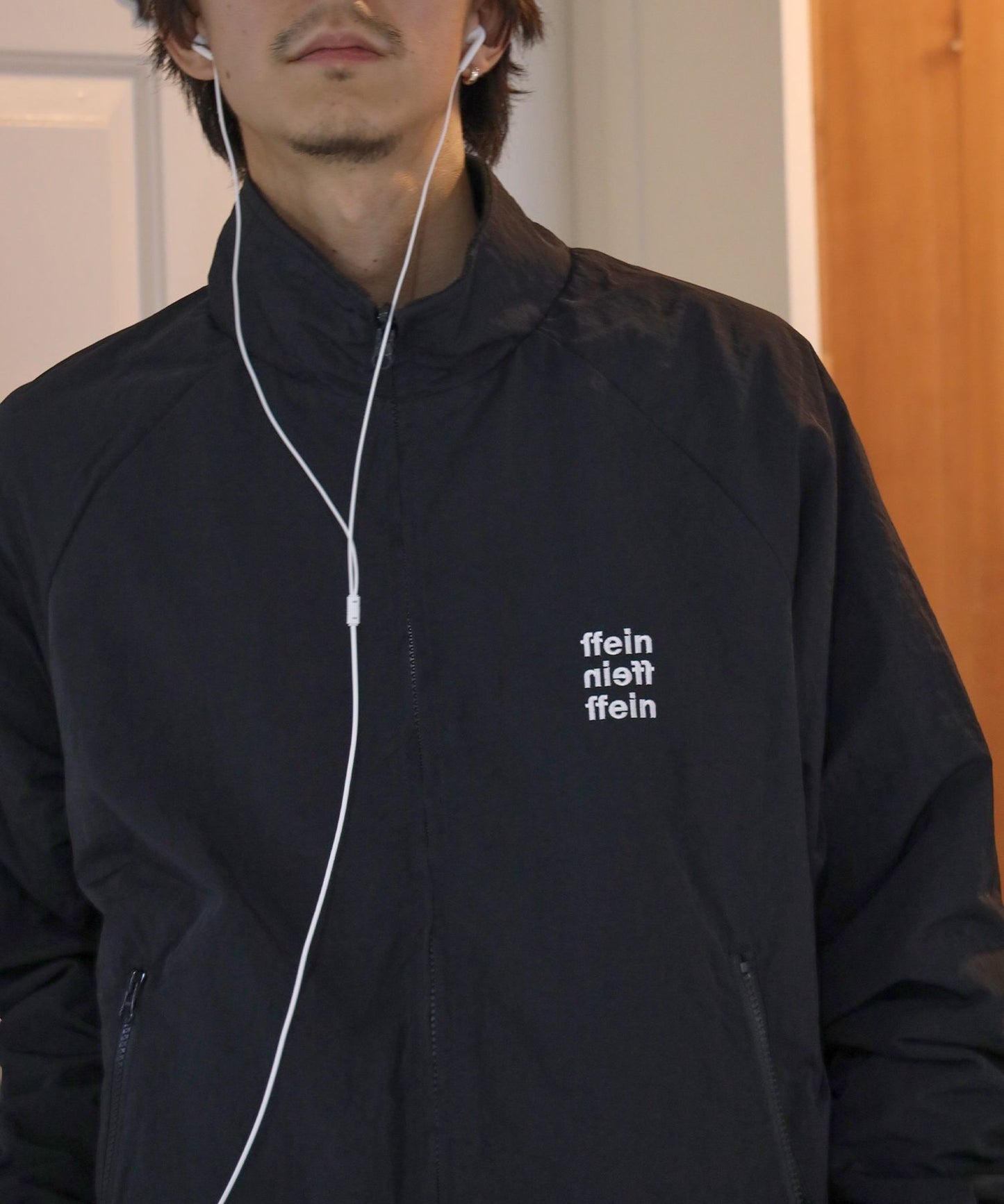 モデル：H178Size:Ｌ ブラック(裏)