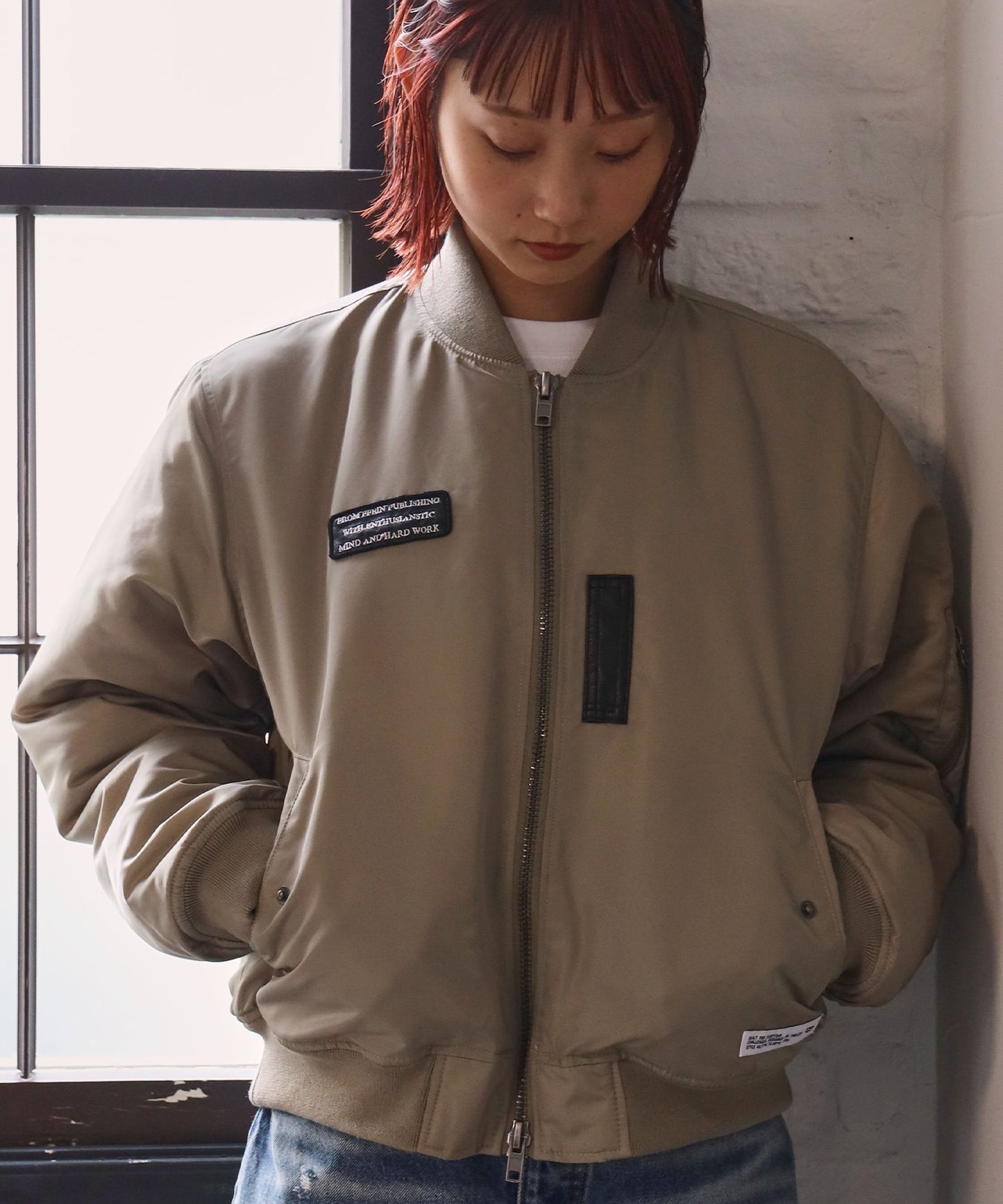 モデル：H163Size:S　グレージュ