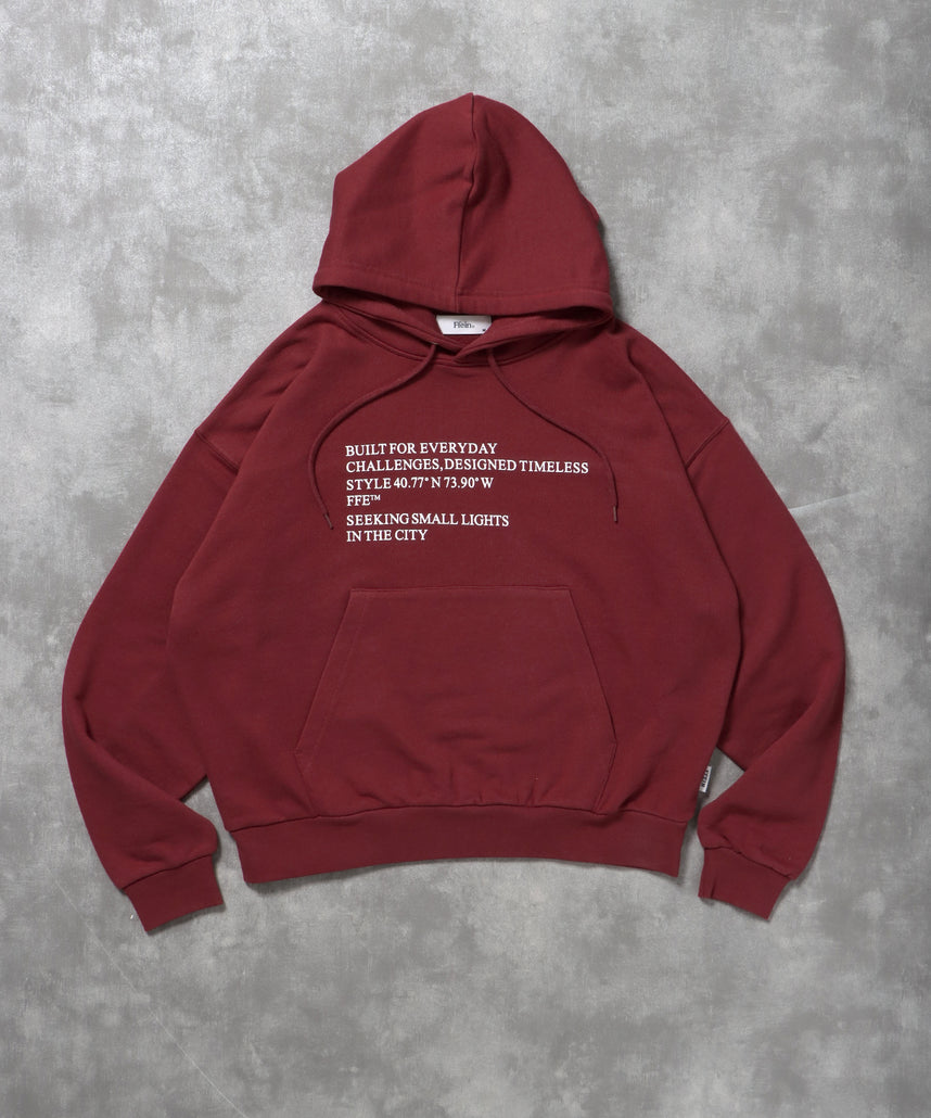 ヘビーウエイトメッセージプルパーカー / プルオーバー パーカー 裏毛 プリント フーディ ワイン