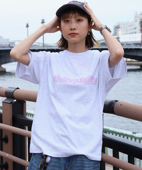 センターデカロゴプリントショート丈Tシャツ/ クルーネック 半袖 刺繍 【短丈】 アッシュグレー
