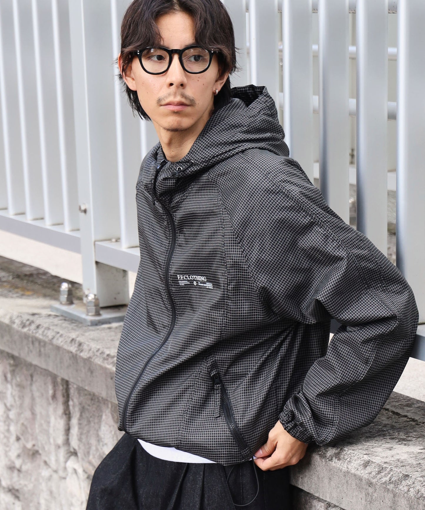 モデル：H178 Size :  L