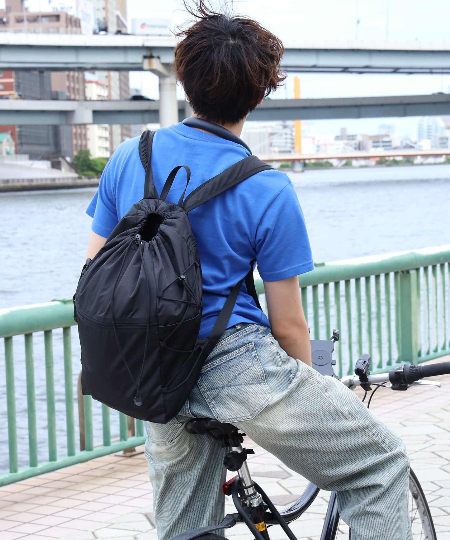 モデル：H178 Size:M ブルー