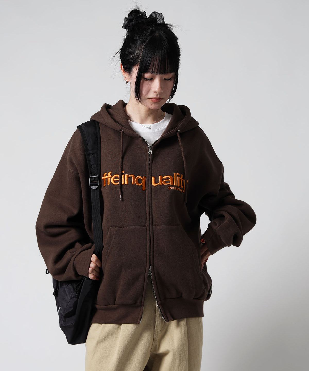 モデル：H160 Size:M　ダークブラウン