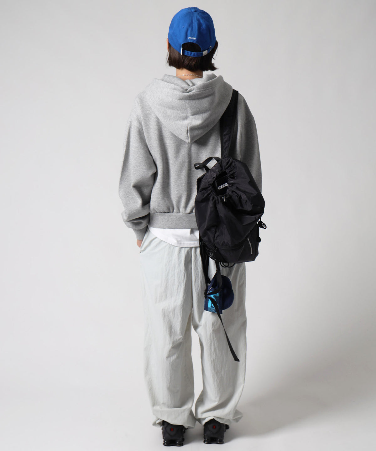 モデル：H163Size:F　M.グレー
