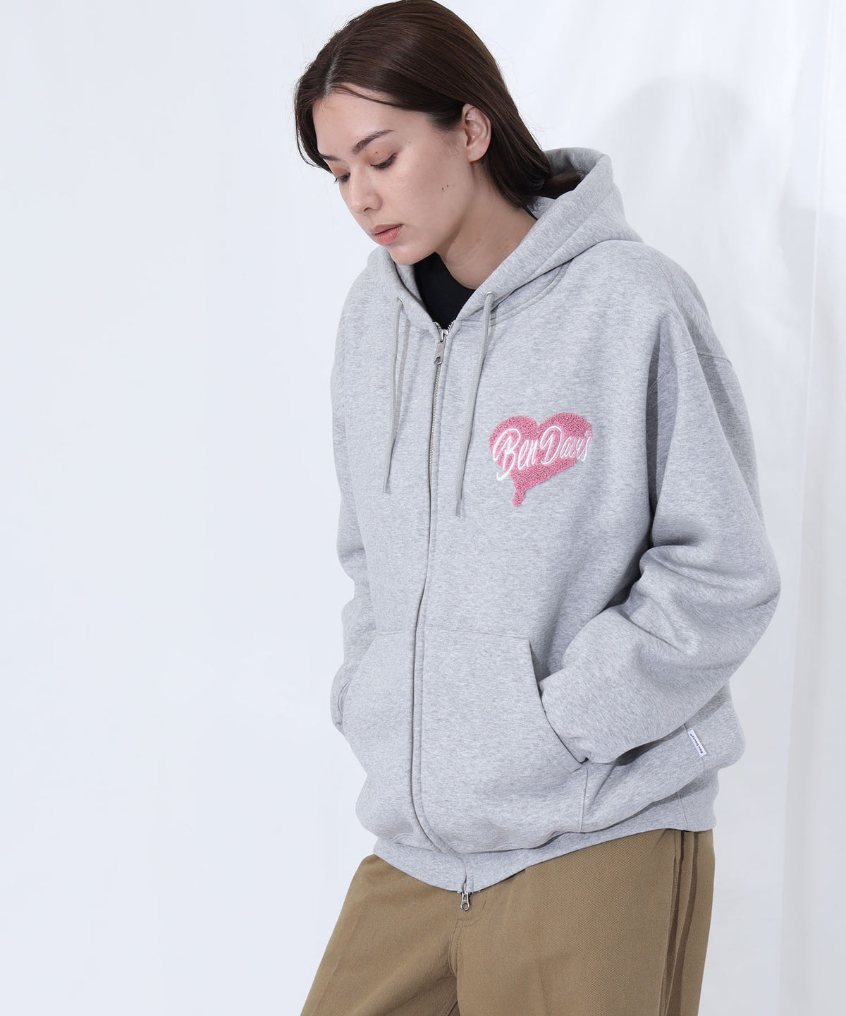 モデル：H174 Size:L　グレー