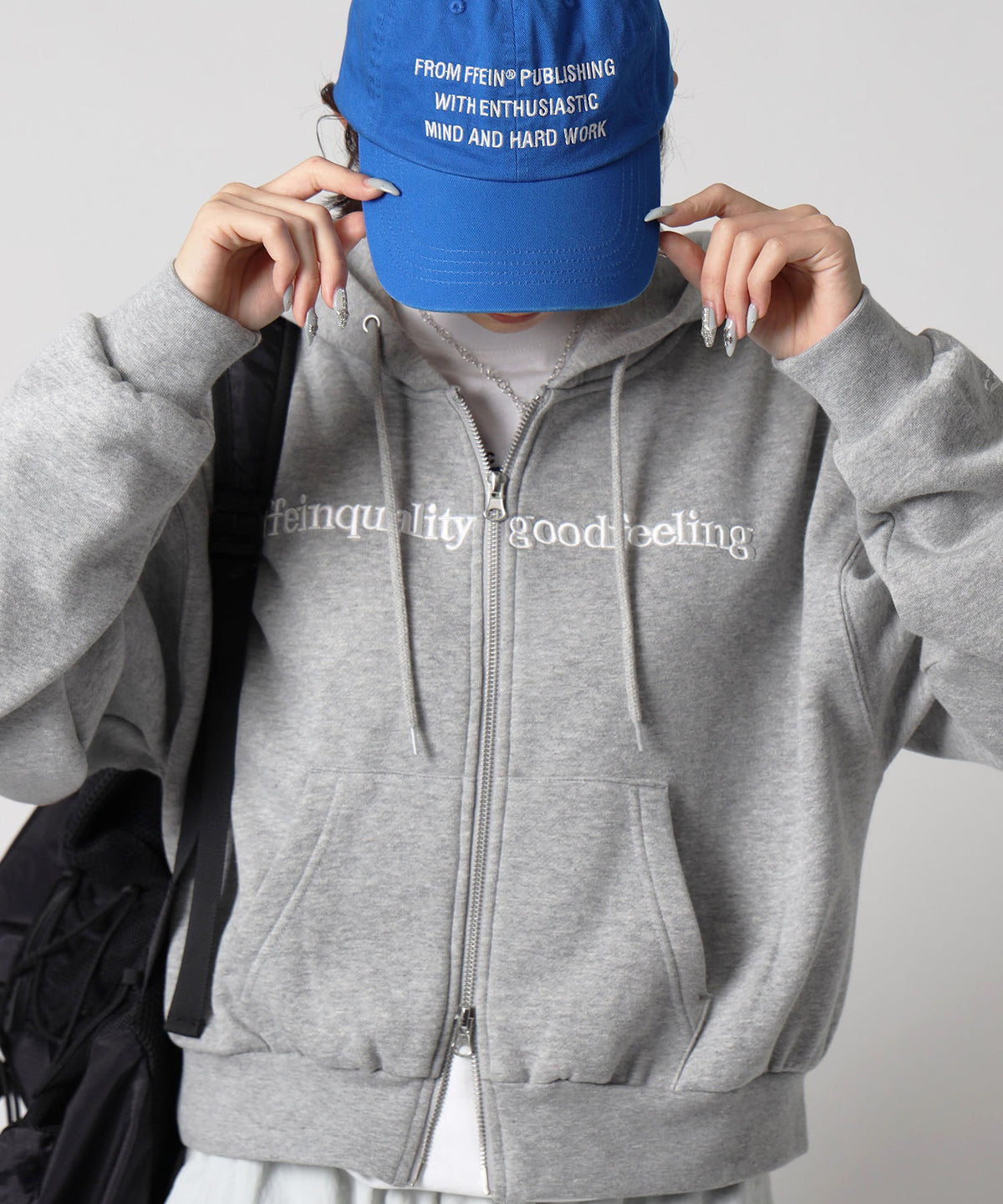 モデル：H163Size:F　M.グレー