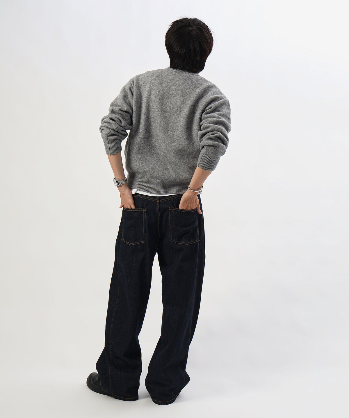 モデル：H177 Size:M　グレー