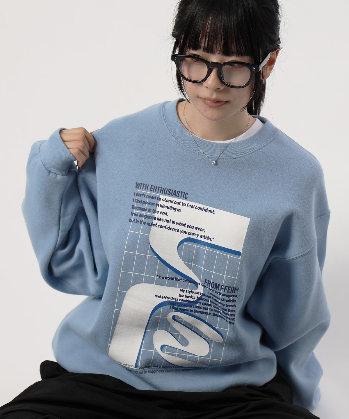 モデル：H160 Size:L サックス
