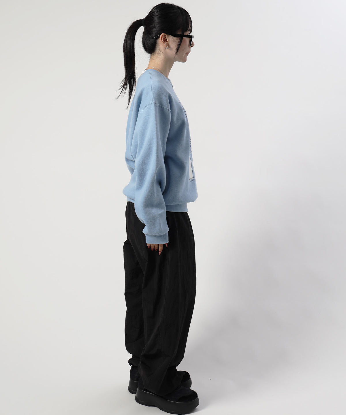 モデル：H160 Size:L サックス