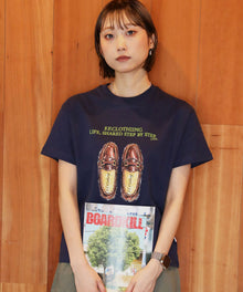 シューズグラフィックショート丈Tシャツ / Tシャツ クルーネック 半袖 プリント 革靴【短丈】 ネイビー
