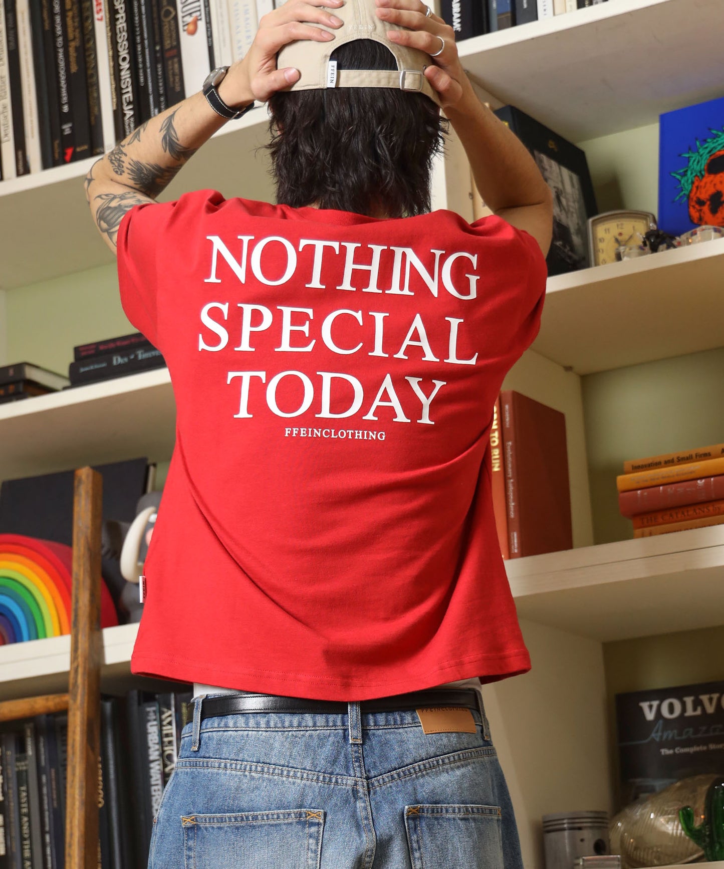 モデル：H178 Size:M レッド