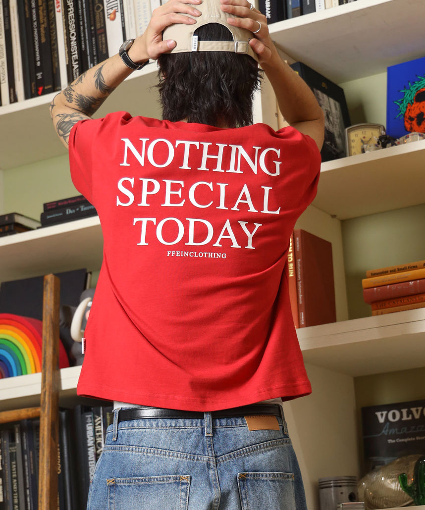 モデル：H178 Size:M レッド
