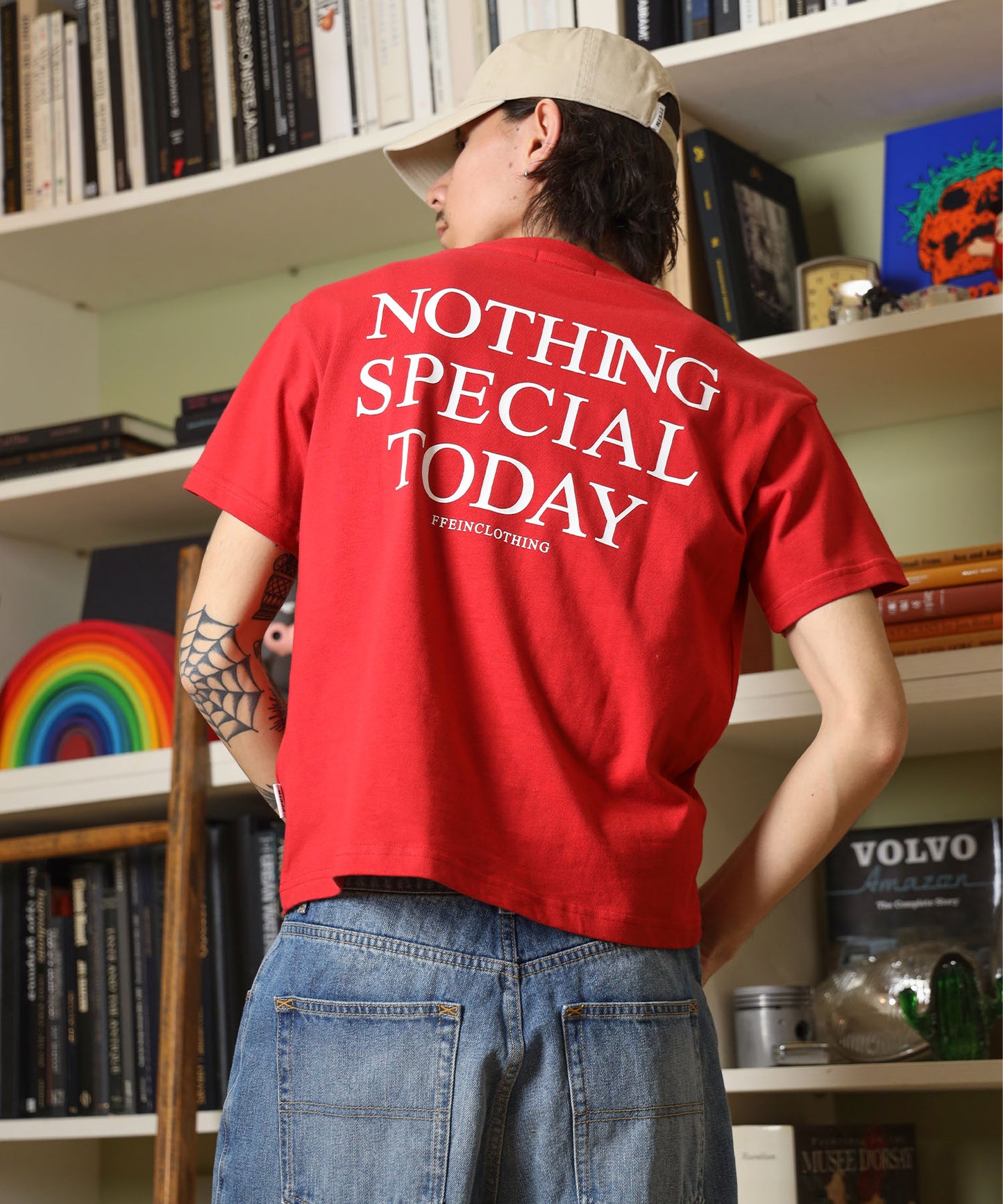 モデル：H178 Size:M レッド