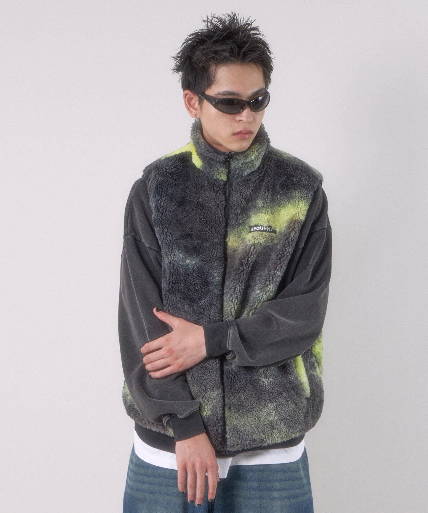 モデル： H180 Size:L