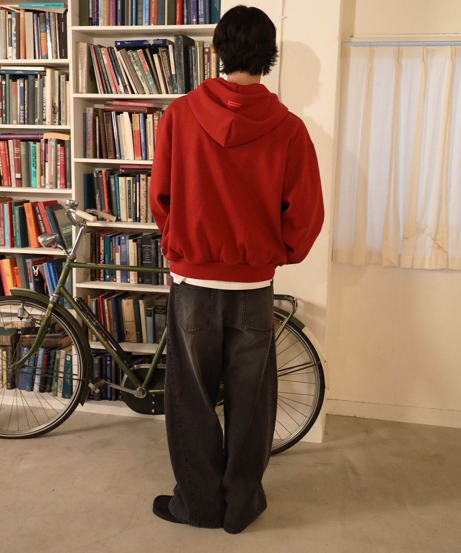 モデル：H177 Size:M　バーガンディ