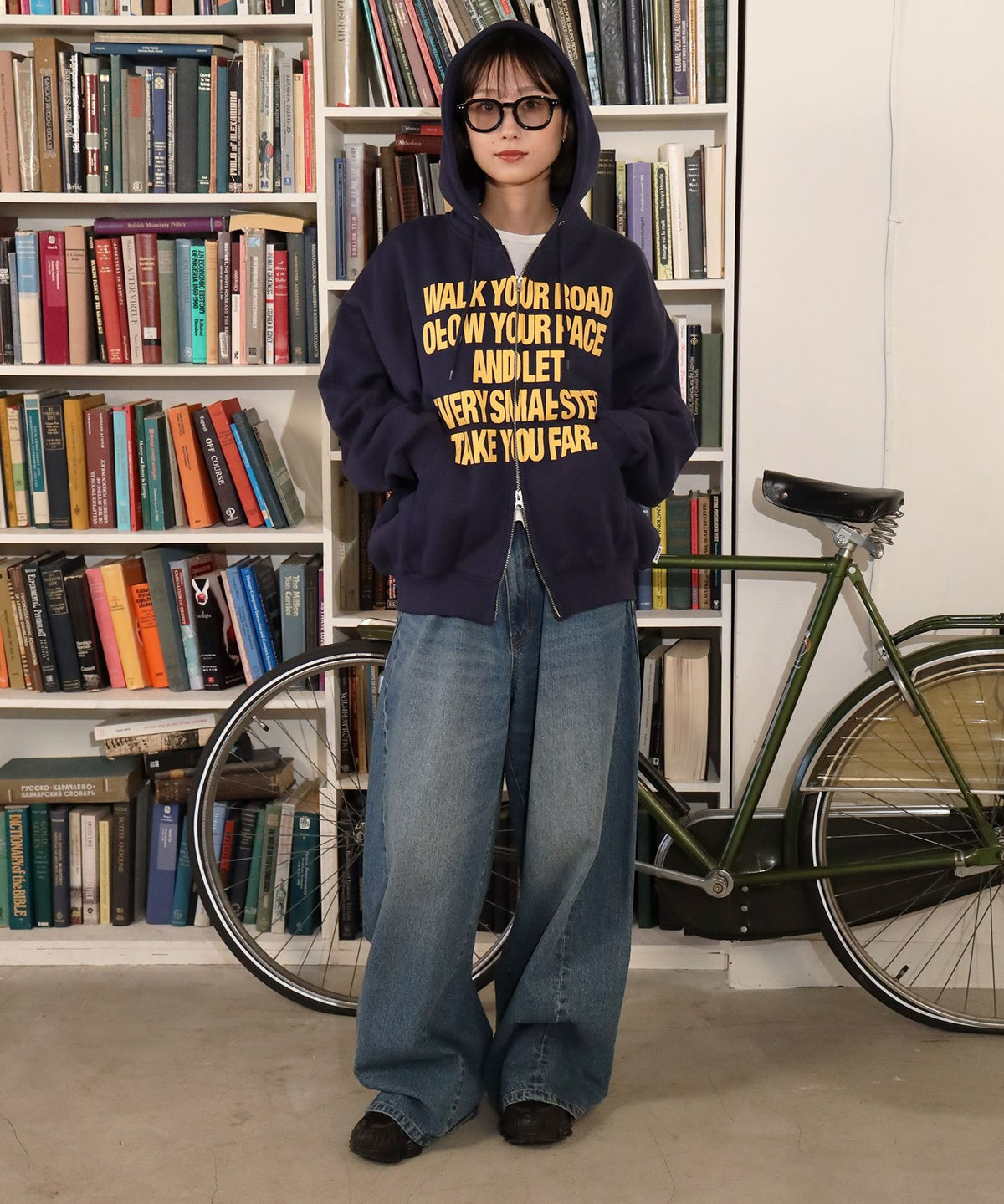 モデル：H163 Size:M　ダークネイビー
