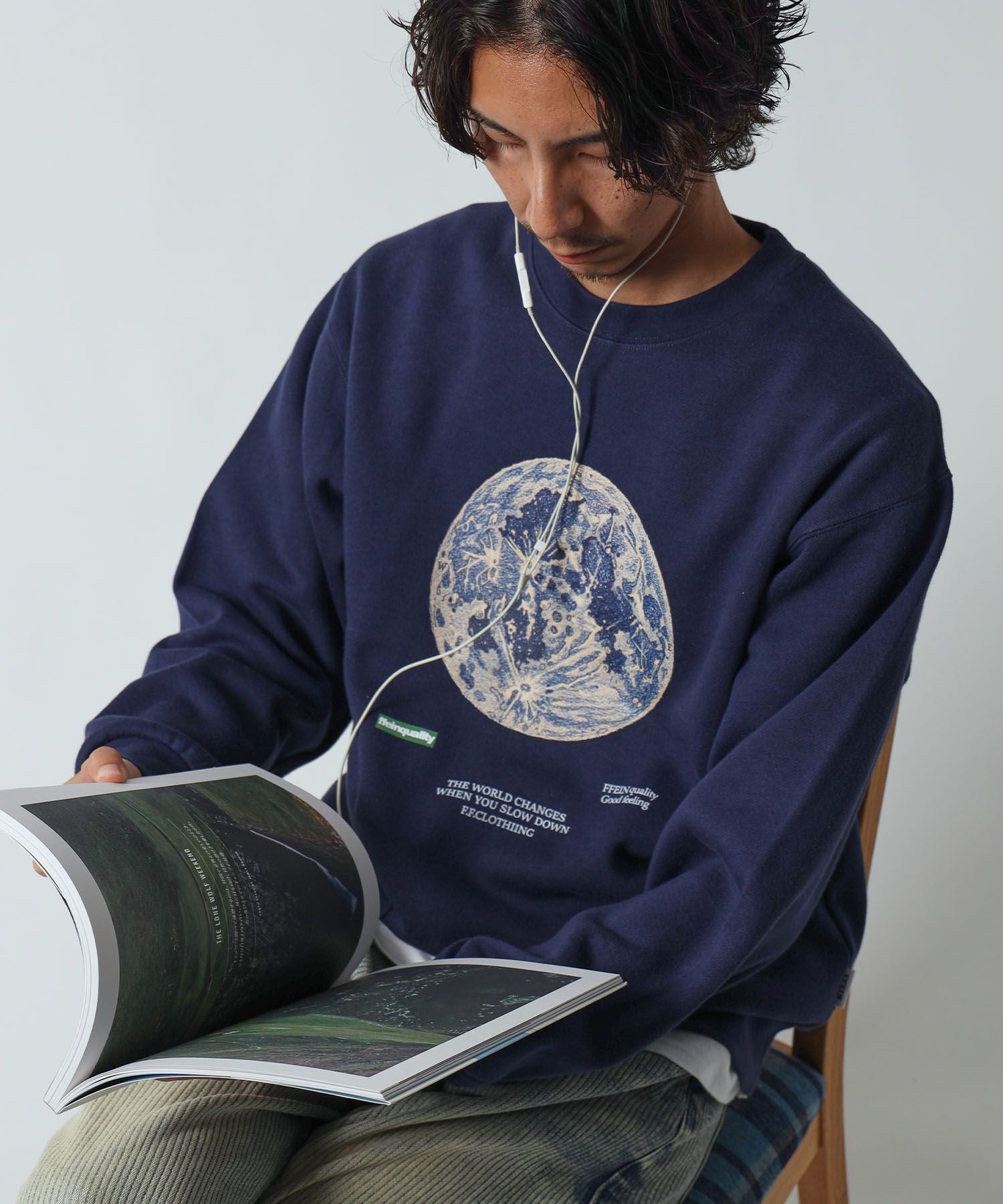モデル：H178 Size:M　ダークネイビー　地球柄