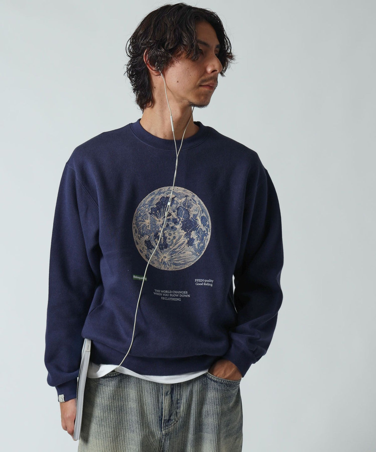 モデル：H178 Size:M　ダークネイビー　地球柄