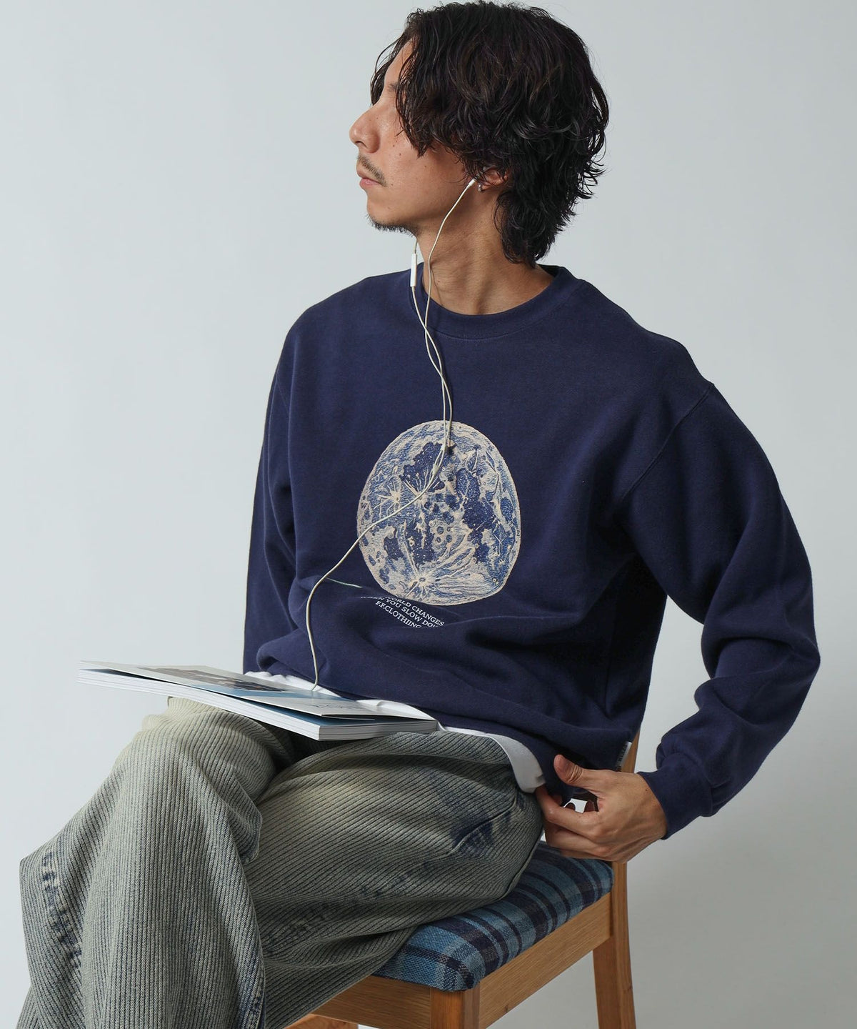 モデル：H178 Size:M　ダークネイビー　地球柄