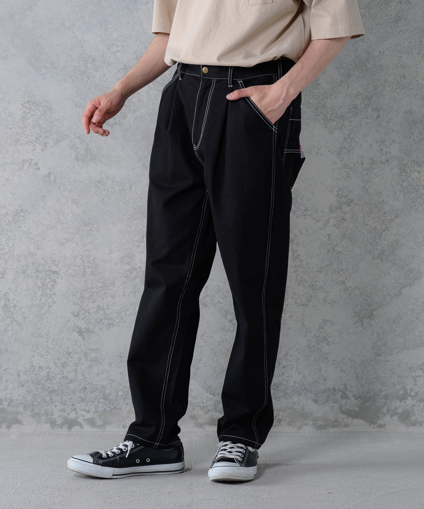 【BEN DAVIS(ベン デイビス)】テーパード アクティブ ワークパンツ ブラック×ホワイトステッチ