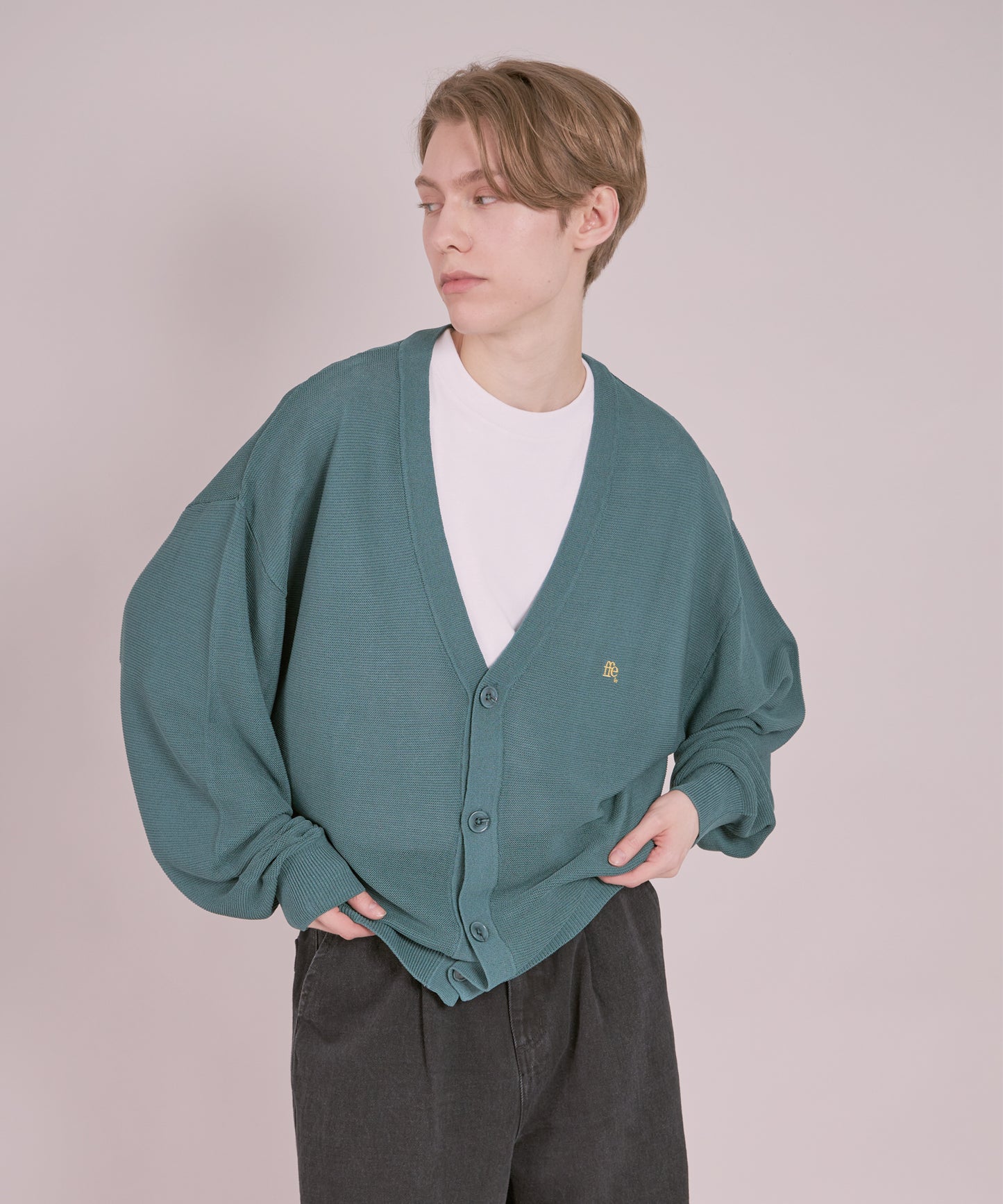 モデル：H180 Size:L