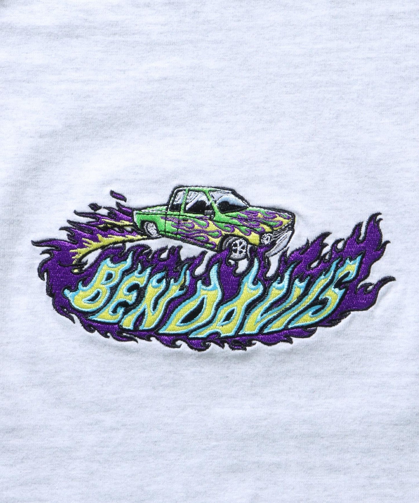 【BEN DAVIS(ベン デイビス)】WHEELS ON FIRE RAGLAN L/S TEE / ≪ NAVAL別注 ≫ 胸ワンポイント刺繍 ラグラン ロンT オフホワイト